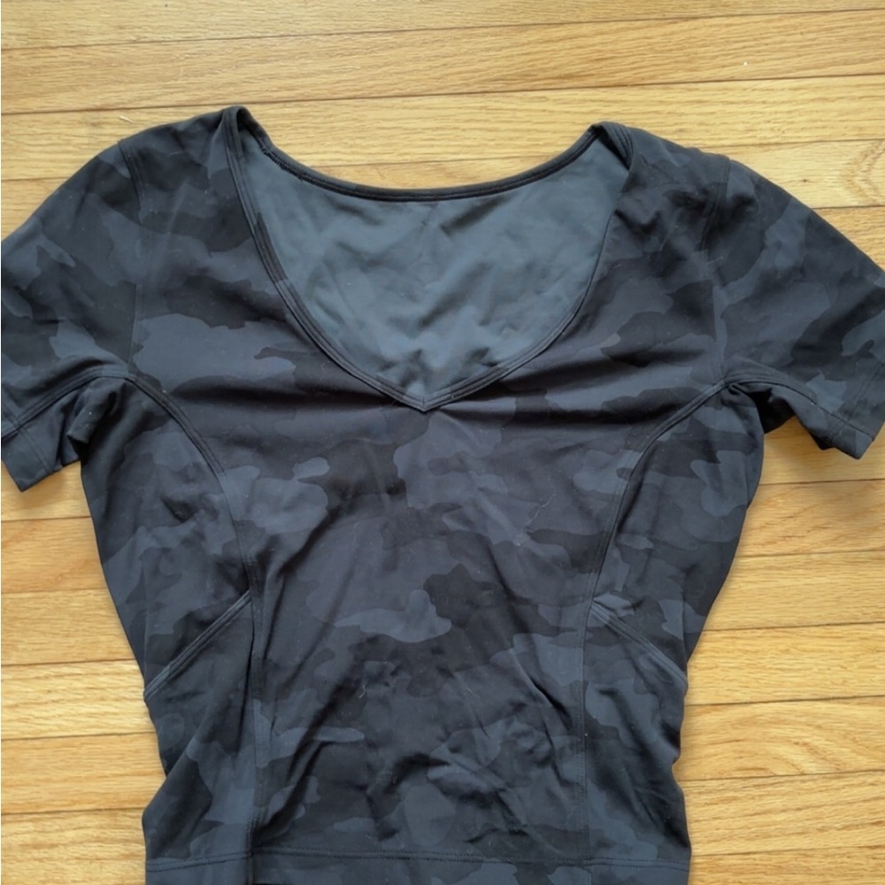 Lululemon Camo Top